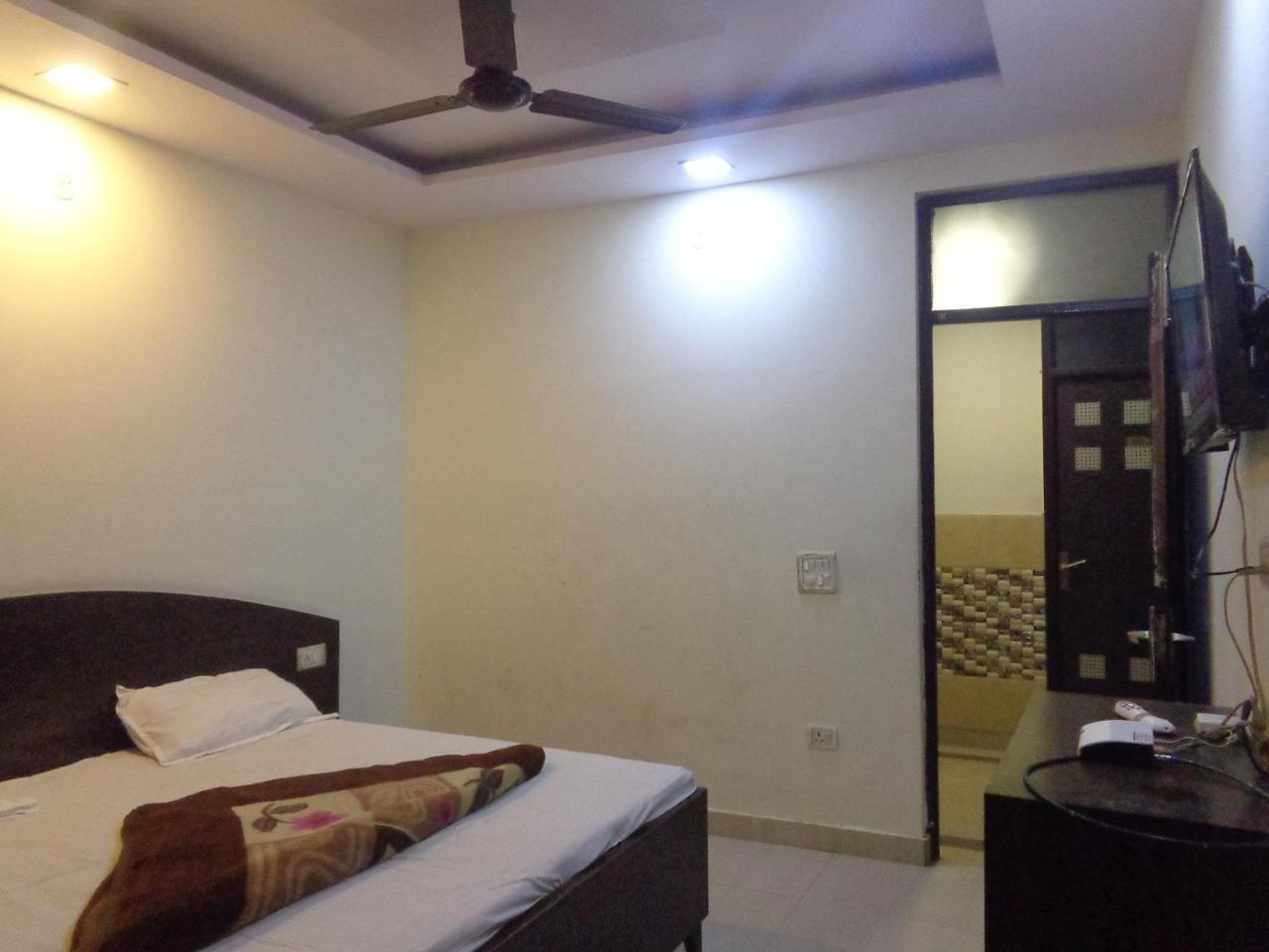 Silver Residency Hotel New Delhi Eksteriør billede