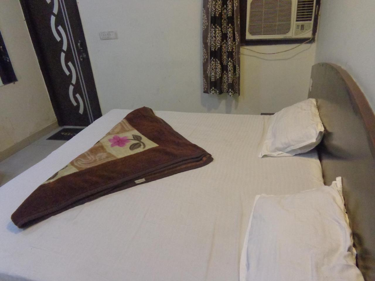 Silver Residency Hotel New Delhi Eksteriør billede