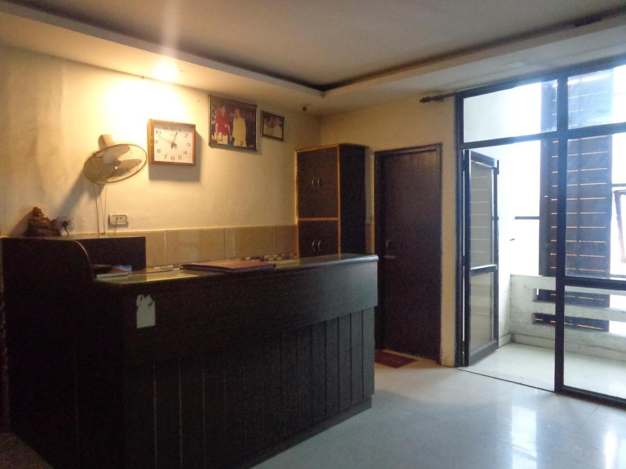 Silver Residency Hotel New Delhi Eksteriør billede